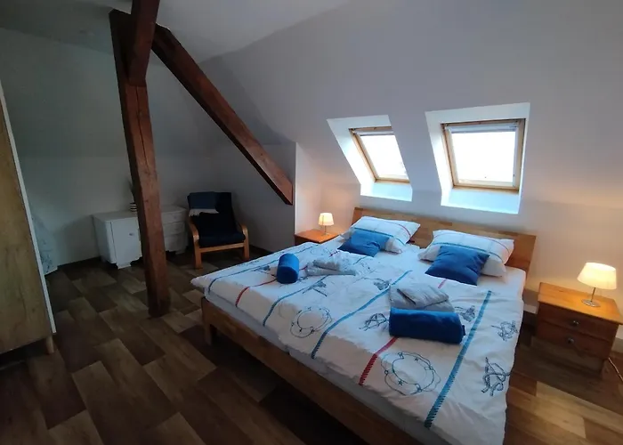 Butterburg Cirksena Apartman